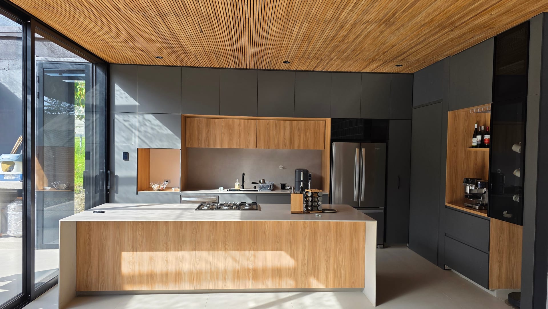 Casa Vibra — proyecto de lujo en Llanogrande por Plan-O Global